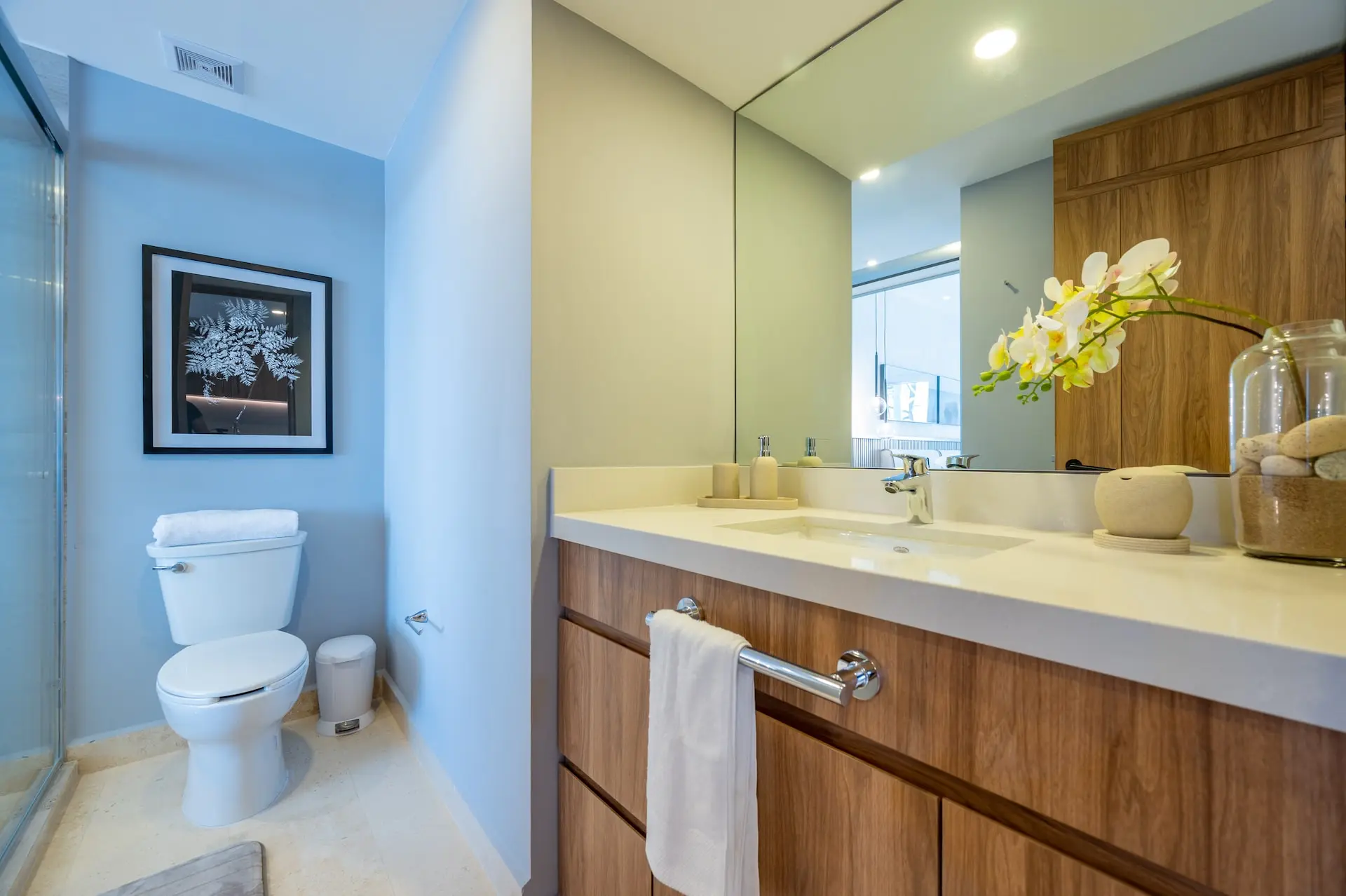 Harbor 171 Sample Unit interiors